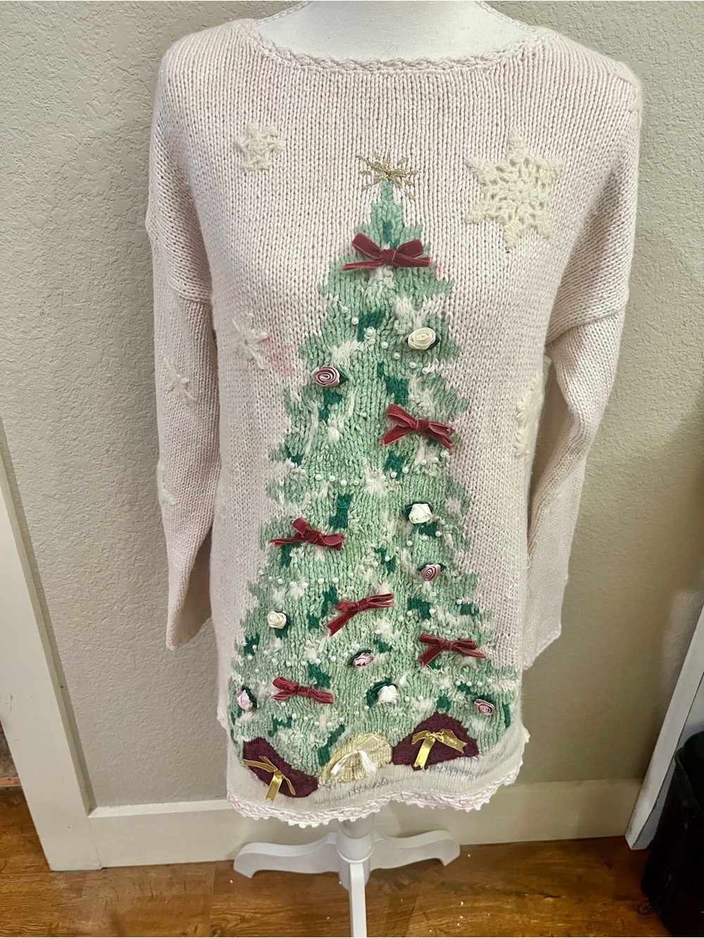 Casual Corner Cream Women's Christmas Tree Knit Sweater
